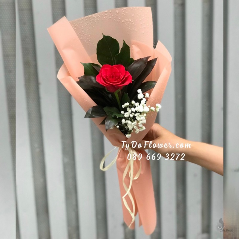 B11231156 ĐẶT TỪ 30 BÓ HOA HỒNG ĐỎ thiết kế 01 bông