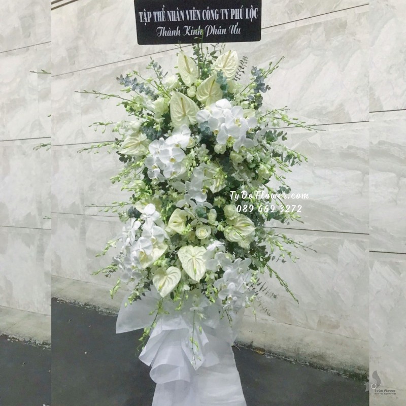 KCB12231193 KỆ HOA TANG LỄ VÒNG HOA CHIA BUỒN Thành Kính Phân Ưu