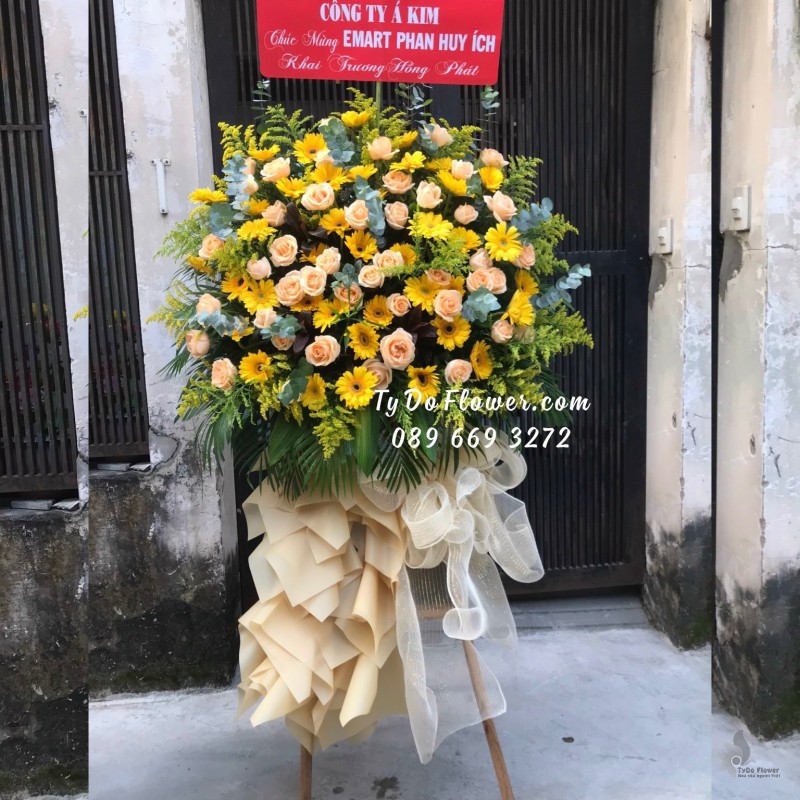 KCM12231199 KỆ HOA CHÚC MỪNG KHAI TRƯƠNG HỒNG PHÁT thiết kế tone màu vàng