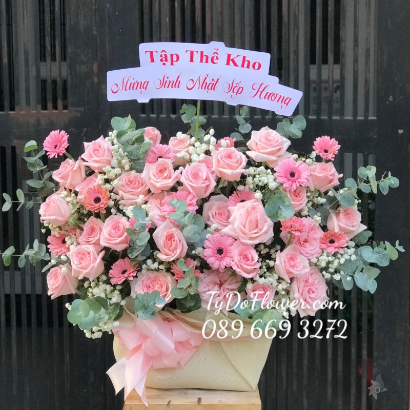 G02241383 GIỎ HOA CHÚC MỪNG SINH NHẬT SẾP thiết kế chủ đạo Hoa Hồng Ohara Pink Roses