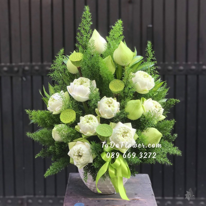 BI03241475 BÌNH HOA SEN TRẮNG