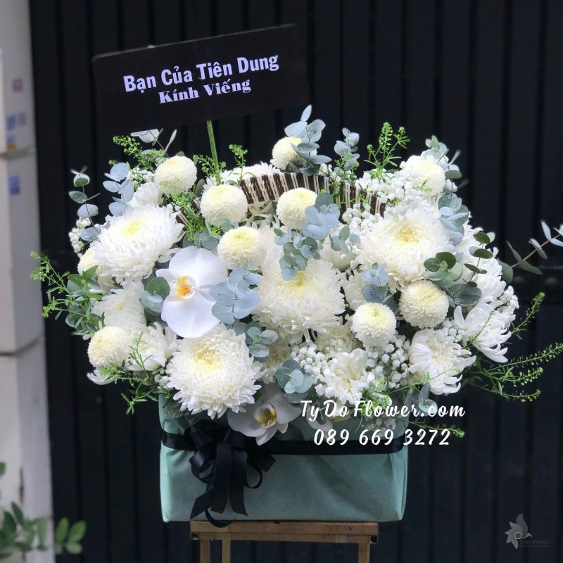 G05241597 GIỎ HOA CHIA BUỒN Hoa Kính Viếng