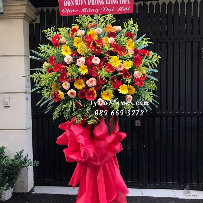 KCM05241600 KỆ HOA CHÚC MỪNG ĐẠI HỘI Thiết kế tông màu rực rỡ