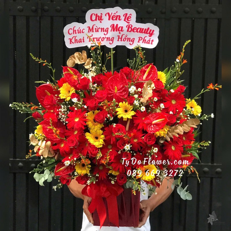 G12242182 GIỎ HOA CHÚC MỪNG KHAI TRƯƠNG HỒNG PHÁT Thiết kế Hoa Hồng Đỏ, Đồng Tiền Đỏ Vàng, Hồng Môn Đỏ