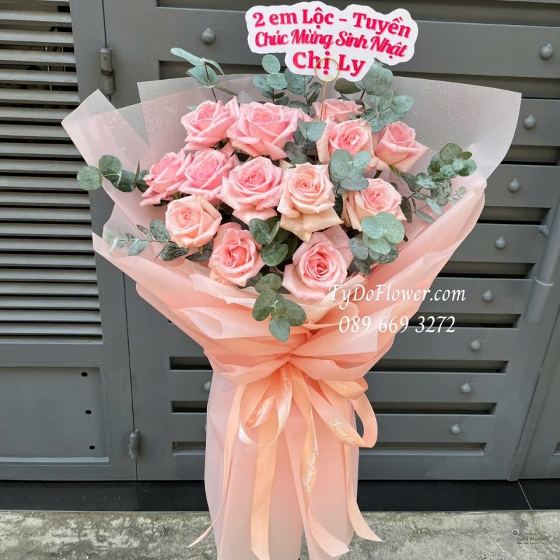 B012538 BÓ HOA CHÚC MỪNG SINH NHẬT Thiết kế Hoa Hồng Pink Ohara