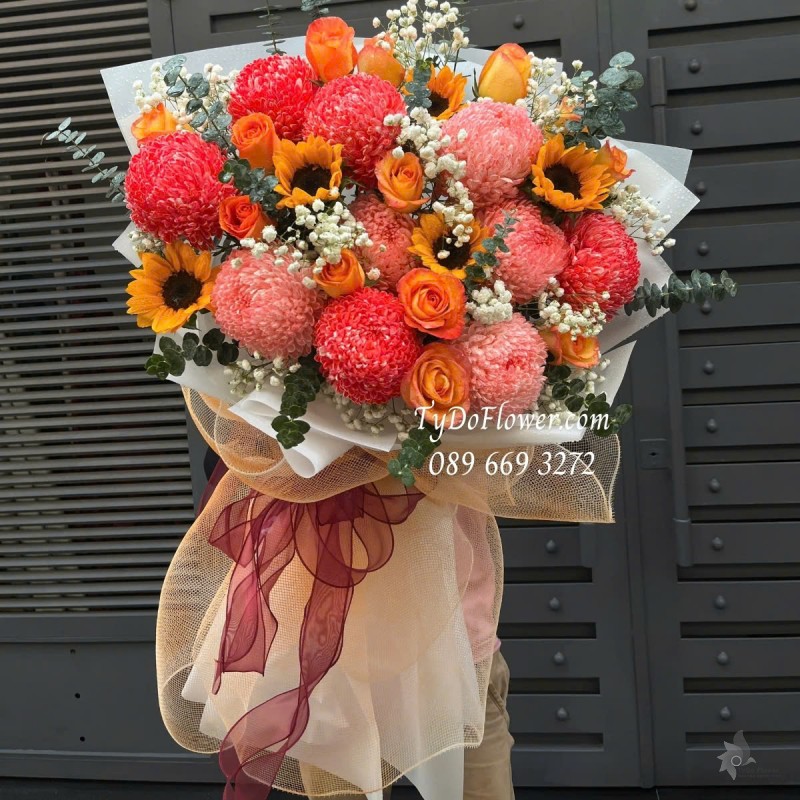 B012542 BÓ HOA CHÚC MỪNG Thiết kế Hoa Hồng Cam Party, Cúc Mẫu Đơn Đỏ, Hướng Dương