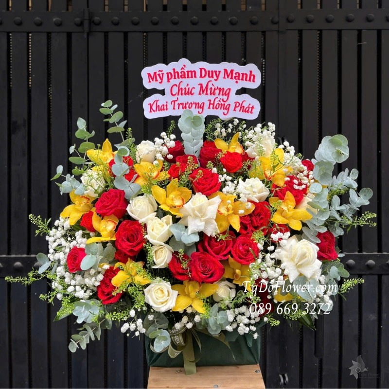 G012569 GIỎ HOA CHÚC MỪNG KHAI TRƯƠNG HỒNG PHÁT Thiết kế Hoa Hồng Đỏ Trắng, Hoa Địa Lan