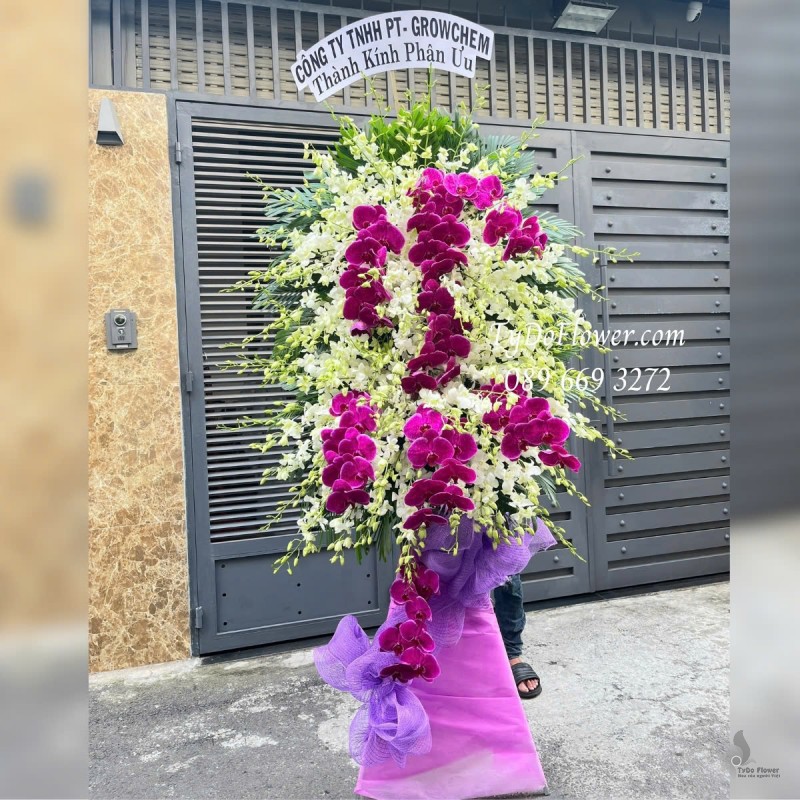 KCB0125112 KỆ HOA TANG LỄ VÒNG HOA CHIA BUỒN Thành Kính Phân Ưu Thiết kế Hoa Lan Trắng, Hoa Lan Hồ Điệp Tím