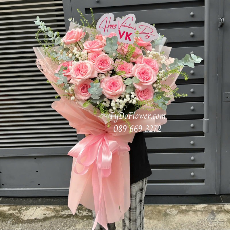 B0125140 BÓ HOA VALENTINE TẶNG VỢ Thiết kế Hoa Hồng Pink Ohara Roses
