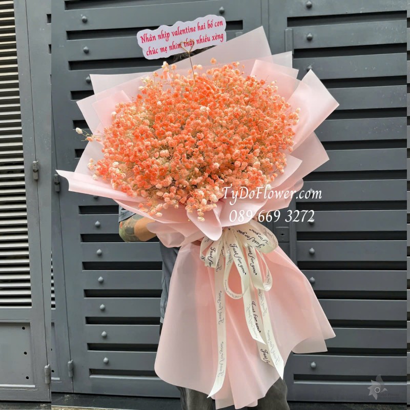 B0125141 BÓ HOA VALENTINE TẶNG VỢ Thiết kế Hoa Baby Đỏ Cam