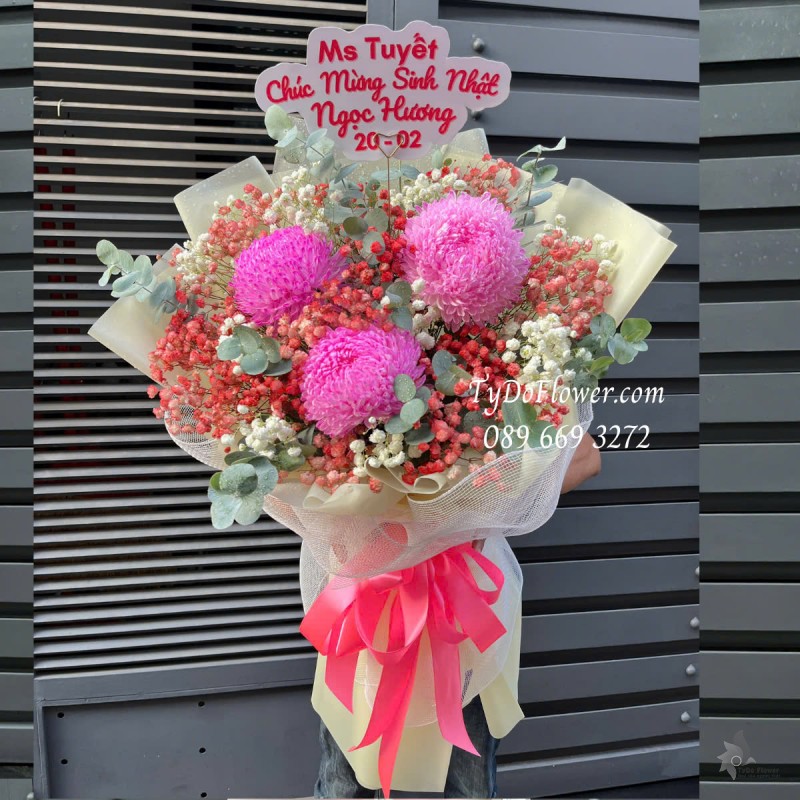 B0125149 BÓ HOA CHÚC MỪNG Thiết kế Hoa Cúc Mẫu Đơn Hồng, Hoa Baby Đỏ Trắng