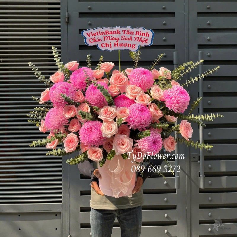 G0325246 GIỎ HOA CHÚC MỪNG SINH NHẬT Thiết kế Hoa Hồng Pink Ohara, Cúc Mẫu Đơn Hồng