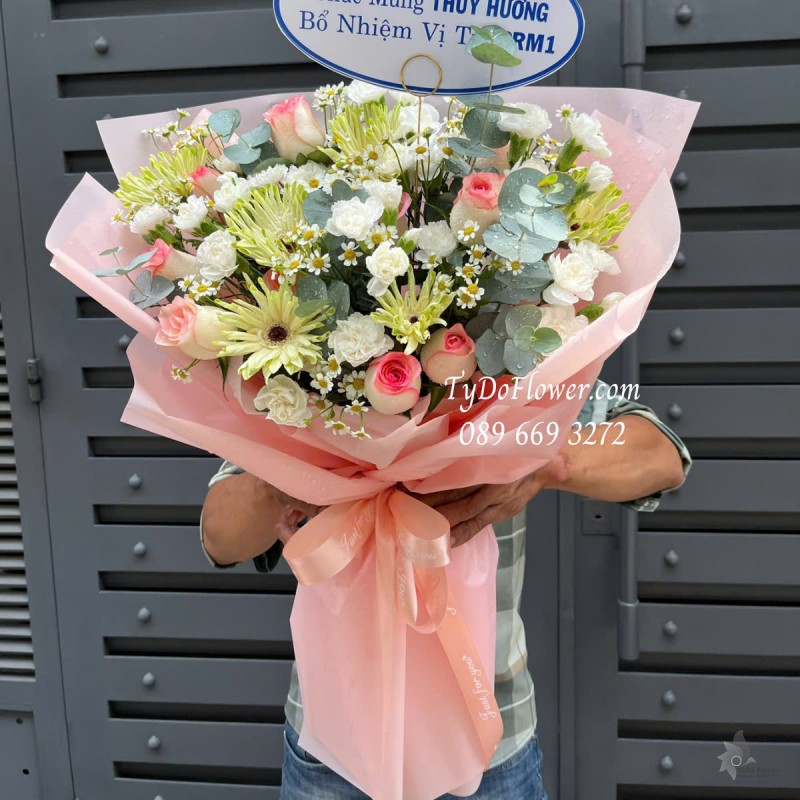 B0425285 BÓ HOA CHÚC MỪNG BỔ NHIỆM VỊ TRÍ MỚI Thiết kế gam màu Pastel, Hoa hồng Song Hỷ, Đồng Tiền Tua, Cẩm Chướng