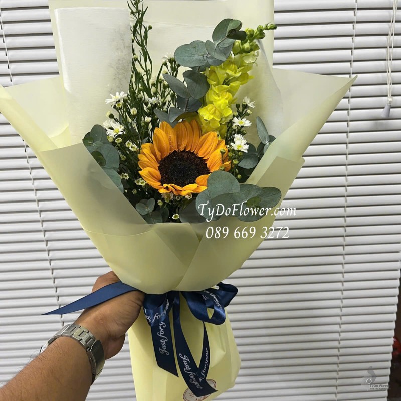 B0425330 ĐẶT TỪ 10 BÓ HOA CHÚC MỪNG Tặng Đại Biểu, Khách Mời Sự Kiện, Lễ Tốt Nghiệp