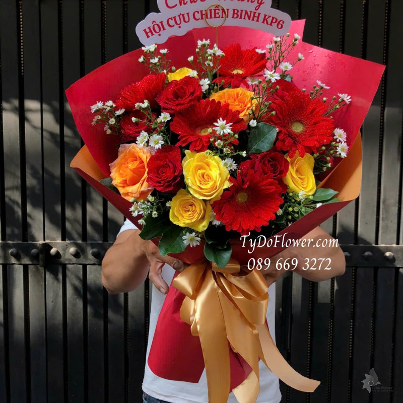 B0425335 ĐẶT TỪ 10 BÓ HOA CHÚC MỪNG Tặng Đại Biểu, Khách Mời Sự Kiện, Lễ Tốt Nghiệp