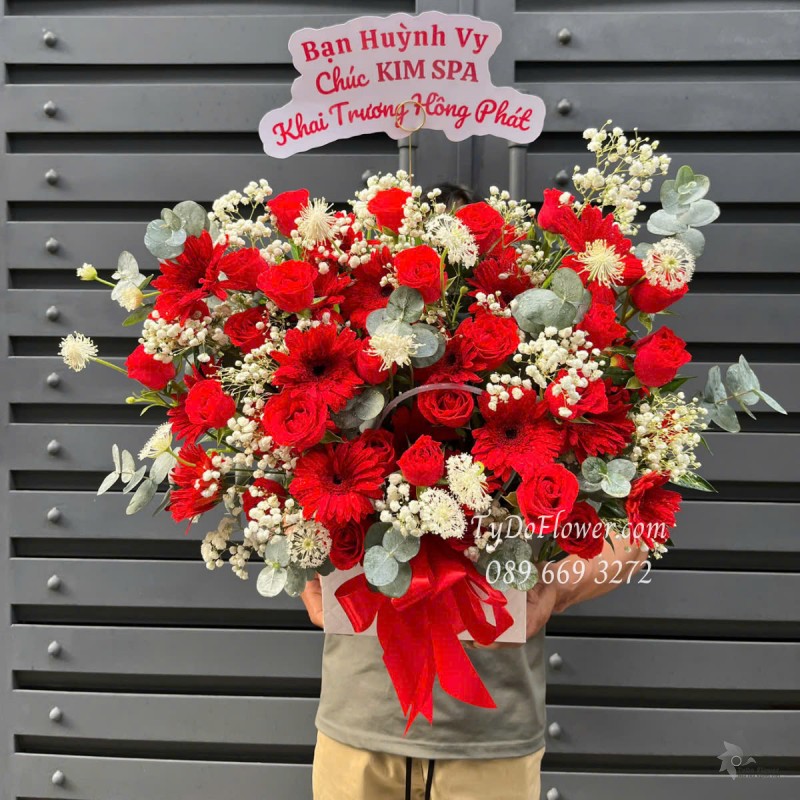G0525379 GIỎ HOA CHÚC MỪNG KHAI TRƯƠNG HỒNG PHÁT Thiết kế Hoa Hồng Đỏ, Đồng Tiền Đỏ