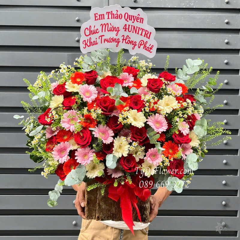 G0525385 GIỎ HOA CHÚC MỪNG KHAI TRƯƠNG HỒNG PHÁT Thiết kế Hoa Hồng Đỏ, Đồng Tiền Đỏ Hồng