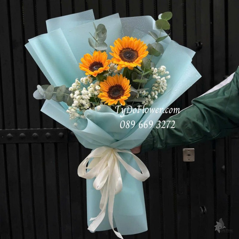 B0725164 BÓ HOA CHÚC MỪNG Thiết kế Hoa Hướng Dương