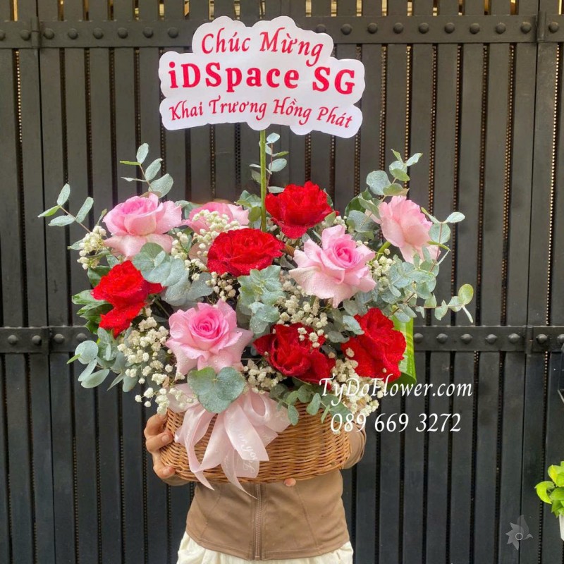 G0825558 GIỎ HOA CHÚC MỪNG KHAI TRƯƠNG HỒNG PHÁT Thiết kế Hoa Hồng Ecuador, Lạc Thần