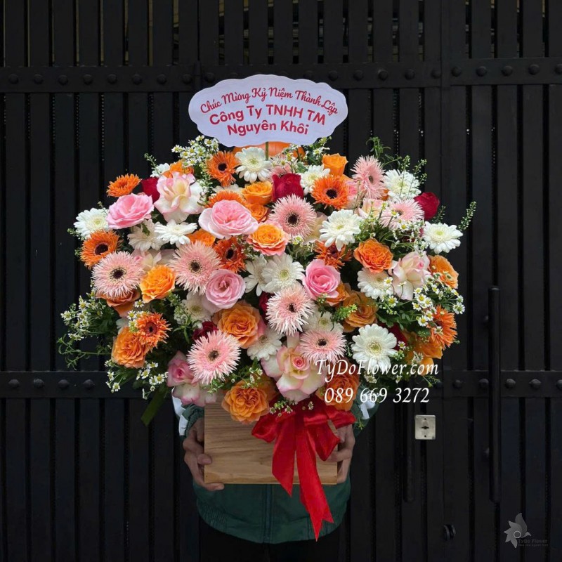 G0925677 GIỎ HOA CHÚC MỪNG KỶ NIỆM THÀNH LẬP CÔNG TY Thiết kế hoa hồng cam Spirit, Pink Ohara, đồng tiền tua, đồng tiền mini