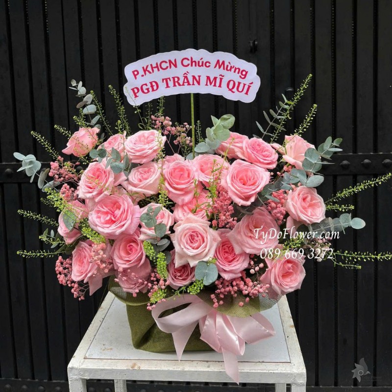 G0925697 GIỎ HOA CHÚC MỪNG Thiết kế hoa hồng Pink Ohara