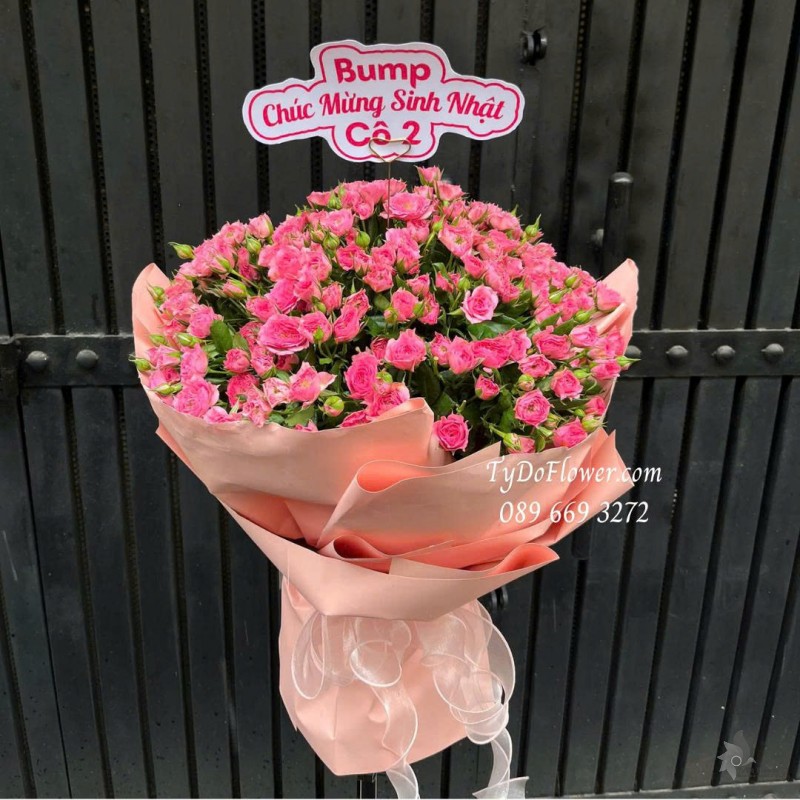 B0925710 BÓ HOA CHÚC MỪNG SINH NHẬT Thiết kế hoa hồng Sofia