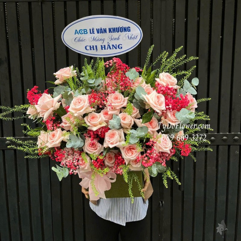 G1025786 GIỎ HOA CHÚC MỪNG SINH NHẬT Thiết kế hoa hồng Pink Ohara