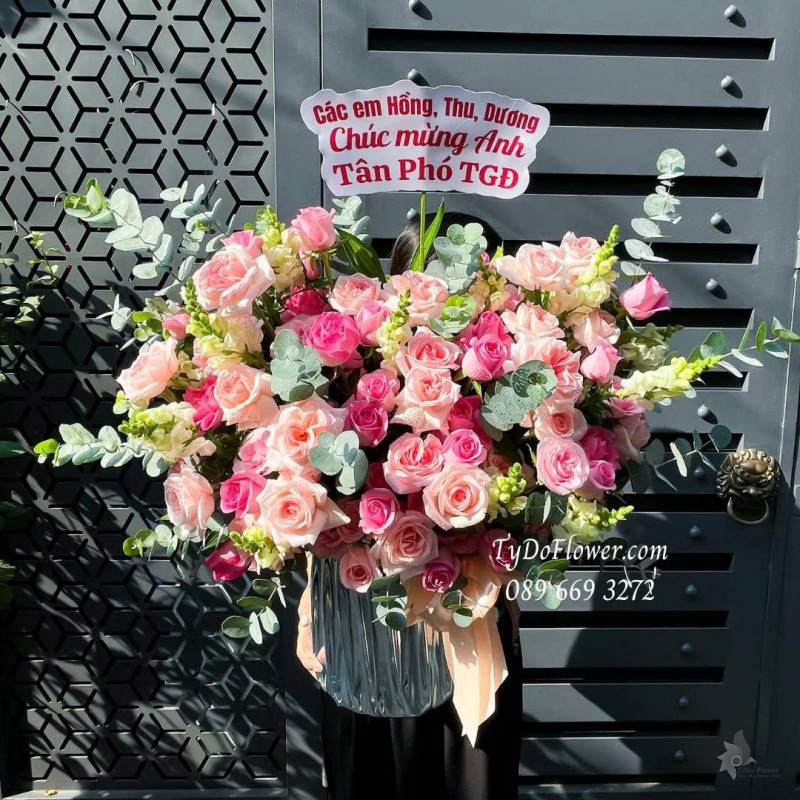 G1025830 GIỎ HOA CHÚC MỪNG GIÁM ĐỐC Thiết kế hoa hồng Pink Ohara, hoa hồng sen