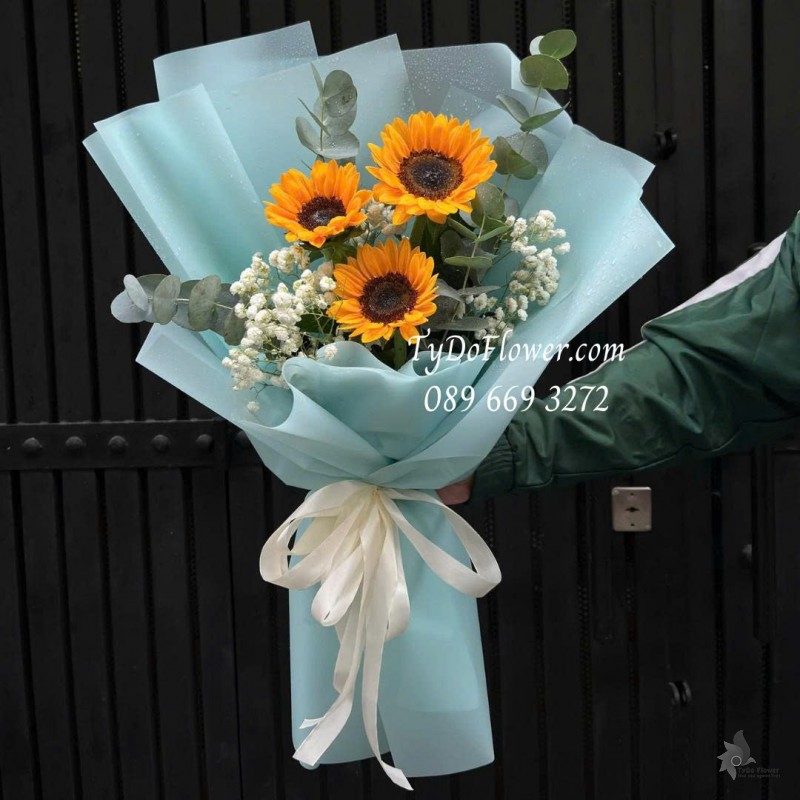 B0126044 BÓ HOA HƯỚNG DƯƠNG Thiết kế 03 bông