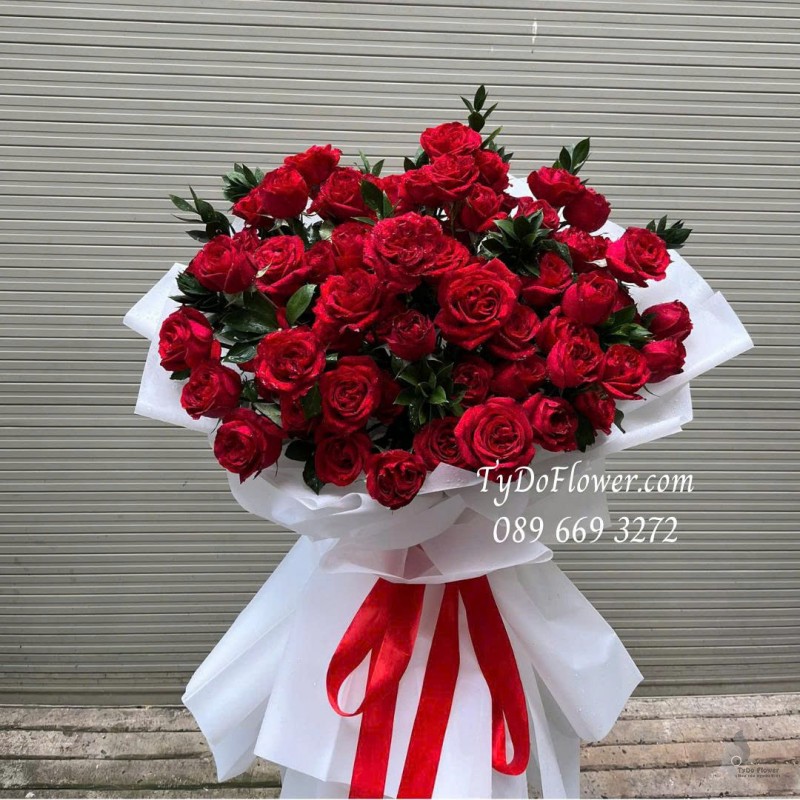 B0126049 Bó Hoa Hồng Đỏ Red Ohara Rose