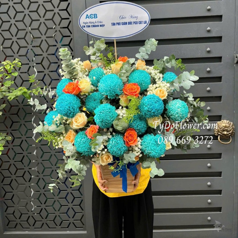 G0226154 GIỎ HOA CHÚC MỪNG TÂN GIÁM ĐỐC Hoa bổ nhiệm vị trí mới Thiết kế hoa cúc mẫu đơn xanh dương